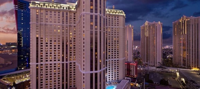 Live the Vegas Dream: Family Fun and Luxury Await- Marriott's Grand Chateau-3 Bd in Las Vegas