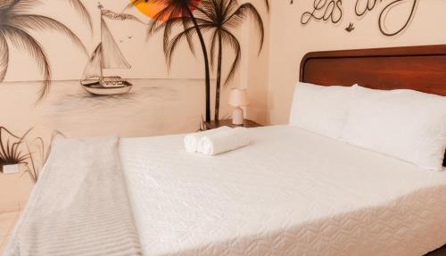 Hermosas suites en Puerto Cortes, playa, piscina Precios especiales para Nomadas digitales in Cieneguita