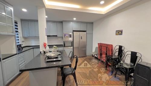 PJ Landed Homestay 22 Pax - Karaoke & PS5 - 10 Cars - 15 min to Mid Valley in Petaling Jaya