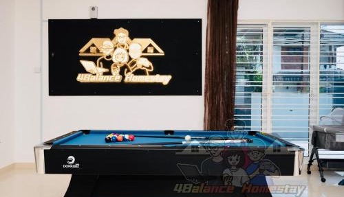 PJ Old Town Homestay 35 Pax - Karaoke & PS5 - 9 Cars - 6km Mid Valley in Petaling Jaya