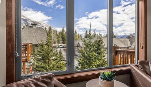 The Raven Suite at Stoneridge Mountain Resort in Canmore