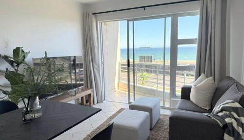 The Bay Ocean View Retreat in Cape Town