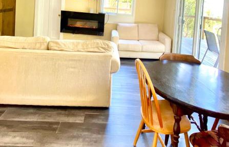 Cedar House Ocean View & Access in Roberts Creek