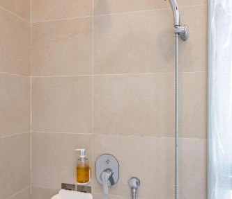 The Noble Bungalow, 18pax 5R4B near Datuk Keramat, KL Pavilion in Kuala Lumpur