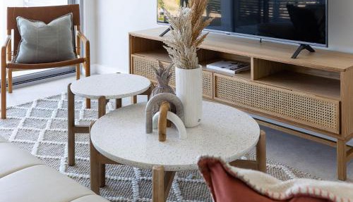 Luxe Beachfront| 4BR (10ppl) w/Terrace & Resort Pools in Magenta