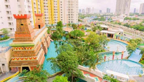 Modern Look and Homey 2BR at Great Western Resort Apartment By Travelio in Tangerang