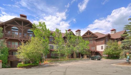 Lodge at Brookside, A Vail Resorts Property in Avon