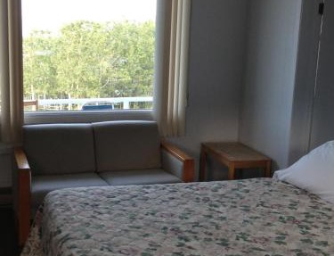 Hôtel Motel du Rocher in Rivière-la-Madeleine